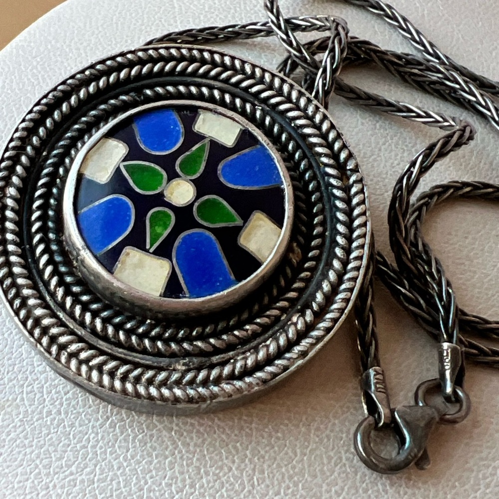 VINTAGE 925 STERLING ARTISAN PENDANT CHAI NECKLACE GEMSTONES INLAID PIN BROOCH - Picture 6 of 16